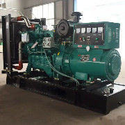 เครื่องกําเนิดไฟฟ้าดีเซล 100KW สําหรับการผลิตพลังงานประสิทธิภาพสูง