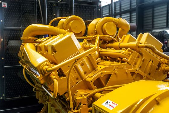 เครื่องผลิตไฟฟ้าดีเซลอุตสาหกรรม 500-1000KW ที่มีการปล่อยก๊าซต่ําและคุ้มครองสิ่งแวดล้อม